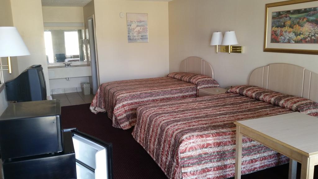 Royal Inn Alachua Room photo