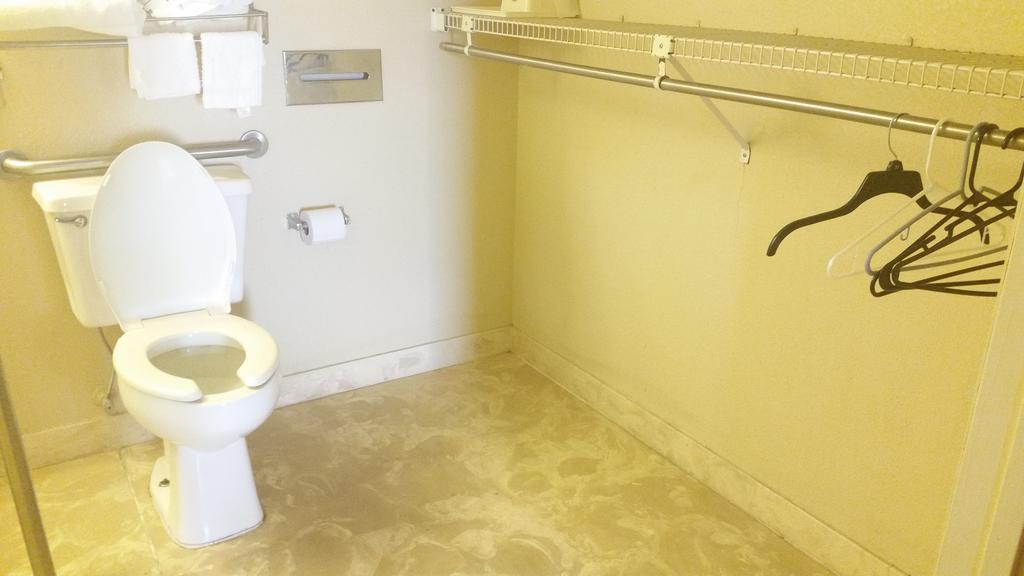 Royal Inn Alachua Room photo