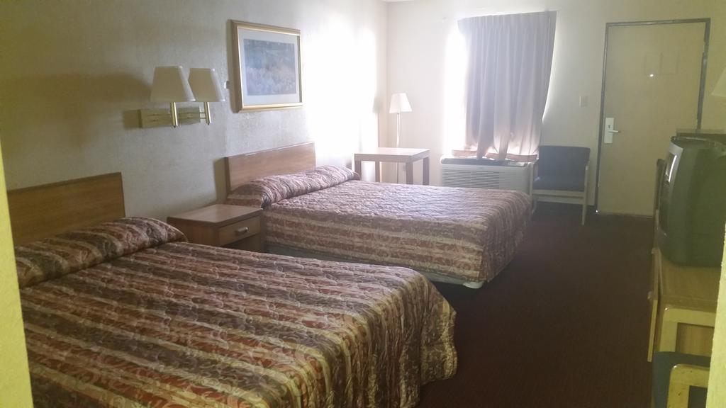 Royal Inn Alachua Room photo